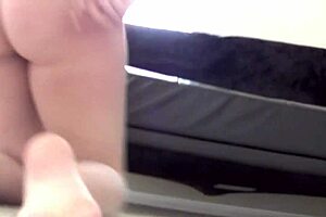 Sammynew in Softcore Solo Ass Performance