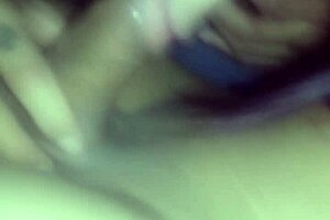 Gabycerejinha makes a greedy move on the young taxi driver