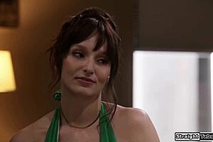 To Je Můj Kluk, Jebej Svou Nevlastní Mámu Hladkou Sračku Hluboko A Tvrdě