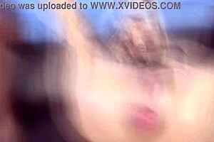 维罗妮卡·莱尔接受五根鸡巴