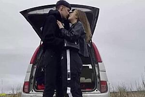 real teen couple fucks roughly in car