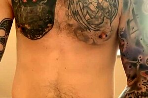 Jerk Off in Public Bathroom Now!