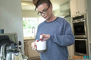 Chubby lesbian cougar gets strapon fucked