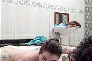 Big Cock Blowjob In Bath