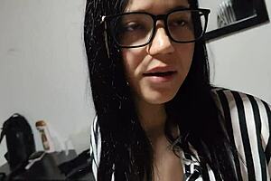 I Meet Estefani At The Mall While Going To Eat.