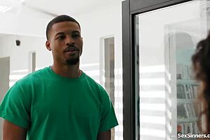 Teen Expertly Handles Big Black Cock