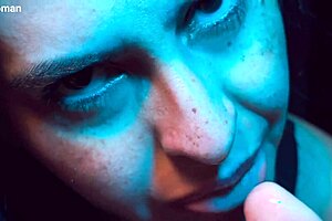 Licking Honey Feet in Barefoot Lesbian 3some with Sexy Group Sucking Fetish