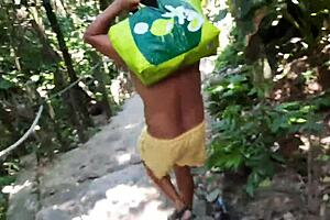 Pingo Na Bunda Featuring El Toro De Oro And Paty Bumbum With Cousins Couple