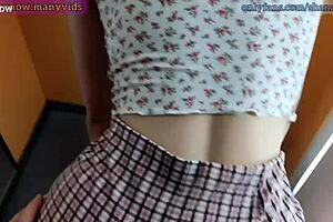 Amateur couple’s naughty elevator experience in the form of a facial cum walker