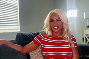 breeding blonde taylor vixxen with big tits and ass 😏