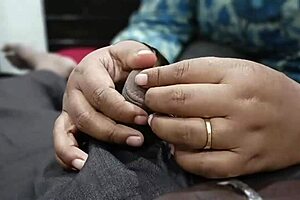 Indian guy gives cum in stepsister's mouth in bedroom