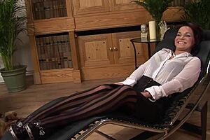 Jenny Baby gets intense anal from her therapist.