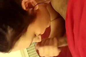 Look at That Big Ass White Girl Sucking Dick!