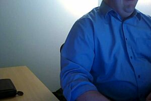 Jenny says, 'Let me suck that cock deepthroat style'