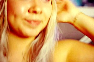 Cock slid smoothly into Valentina’s wet pussy