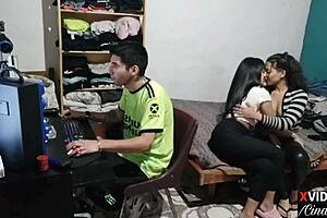 latina amateurs cinday01 and serenamorenax milk deluxeshura0 with intense oral!