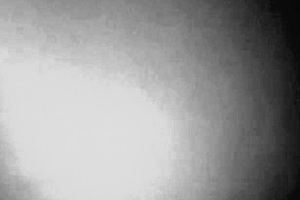 Dominantna žena stiska i ponižava male kurčeve zbog lošeg ponašanja