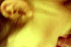 A girl with big ass sucking the dick of a white boy