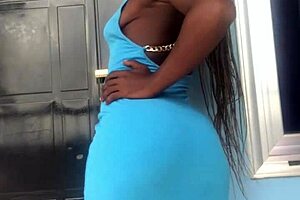 Crazy Bitch Twerking Wildly On The Balcony Outdoors