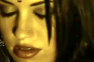 An Arousing Bollywood Ritual