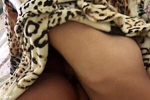 Good morning, beautiful couple starts early with bareback.