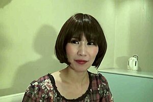 オレの彼女の卑猥な姿を見てください！～スレンダーボディにズボズボッ！～ - 花田まお 1