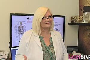 Mature doctor got her ass fucked in her office
