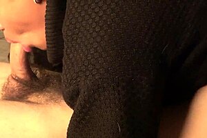 Dude finishes in the mouth of sexy brunette