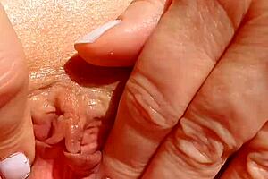 Maturemons is pleased to provide a close up yoni massage video