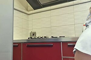 Hot Girl Cleans Stove, Shows Big Ass Masturbation