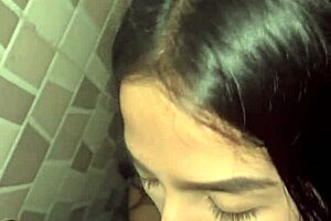 Follando a linda flaca CULONA mientras habla por teléfono