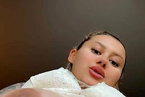 big tits blonde in closeup view 😘