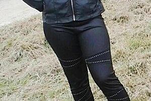 nansi gypsy receives fantasy cumshot tribute