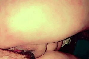 best way to make an unsatisfied stepmom cum with licking