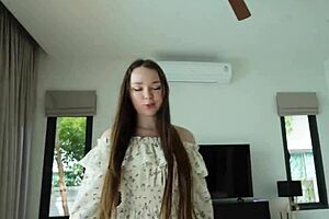 A girl tried dresses and got fucked by an unfamiliar guy