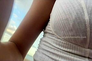 Renatinha Mello's public street adventure with intense emotions.