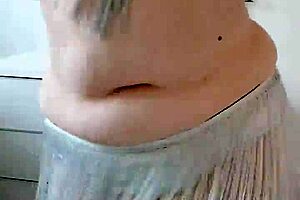 Belly dance with bbw big ass! 🔥