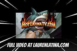 Morena venezolana me pide que la folle sin condon en navidad