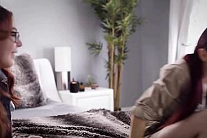 Tricky Lesbian Date - Mary Moody And Sabina Rouge Licking Pussy