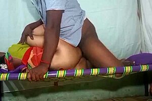 The housewife gives a blowjob to the house owner in the dorm