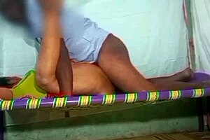 The housewife gives a blowjob to the house owner in the dorm