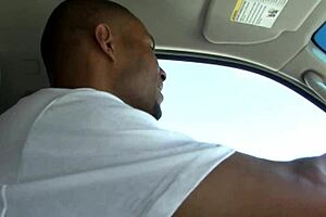 Fuck That Big Ass Hot Mom!