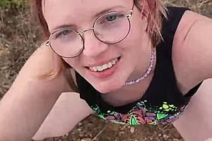 Petite milf gives outdoor blowjob during wild nature trip in Cyprus