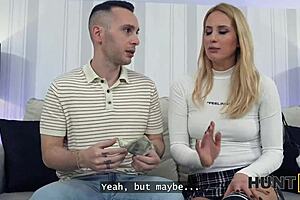 she turned me on 😏 and we had sex with timer