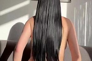 sapphire plays with dildos in wet pussy 😏