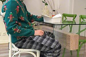 Seduced step sis in t-shirt