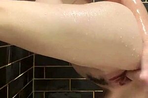 dirty talking through dildo masturbation session