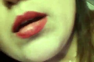 i can't stop masturbating to chilena pajita's hot body