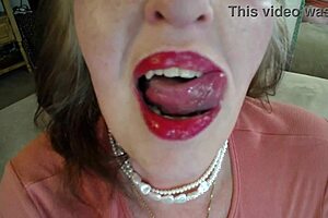 Mature Dawnskye1962 Teases with Hairy Pussy and Blue-Veined Titties in January 2024