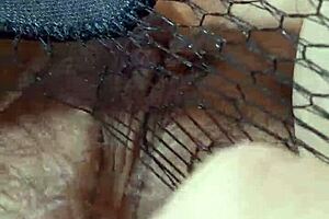 greta la una rete per una bella signora matura